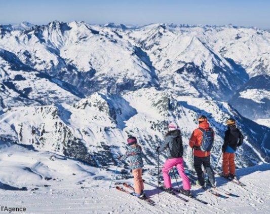 les-arcs-Merci Creative